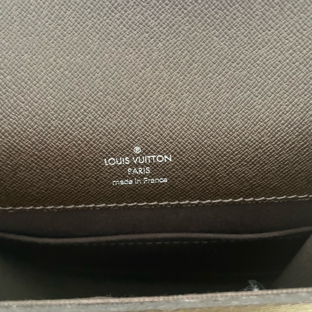 ⚡️⚡️‼️💲SALE⚡️⚡️Louis Vuitton Vintage crossbody Taiga Pochette Kurgan M32448 - Picture 4 of 12